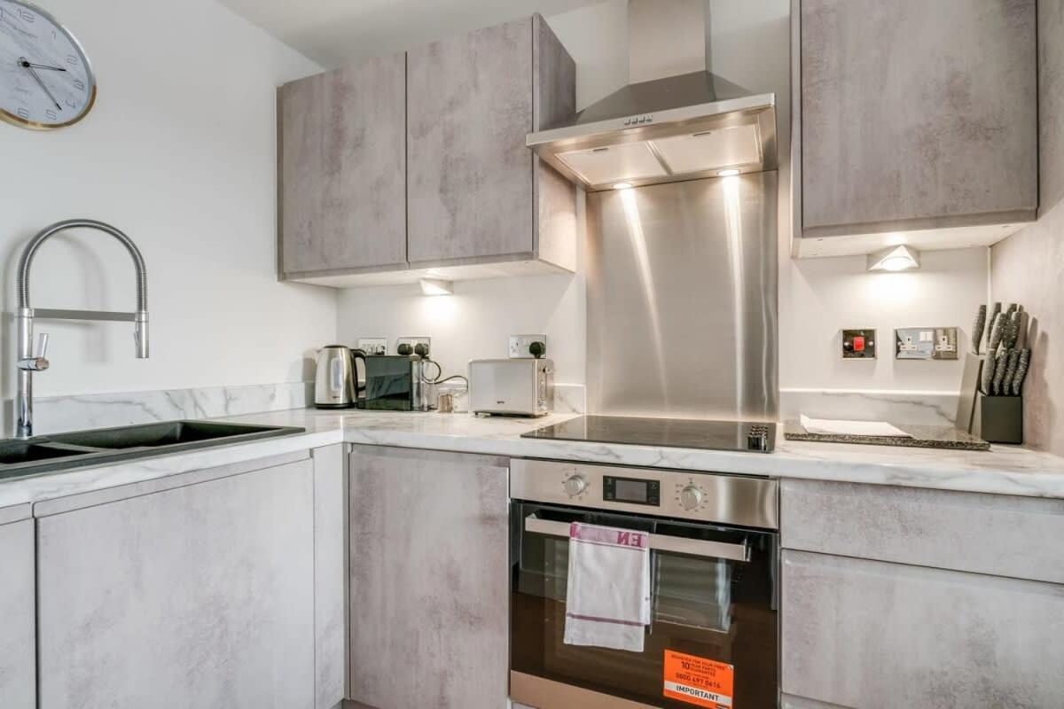Lovely Riverside 2 Bed Apartment Leeds  Exteriér fotografie